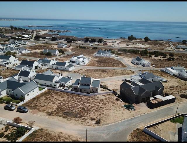 LAND FOR SALE IN DA GAMA BAY